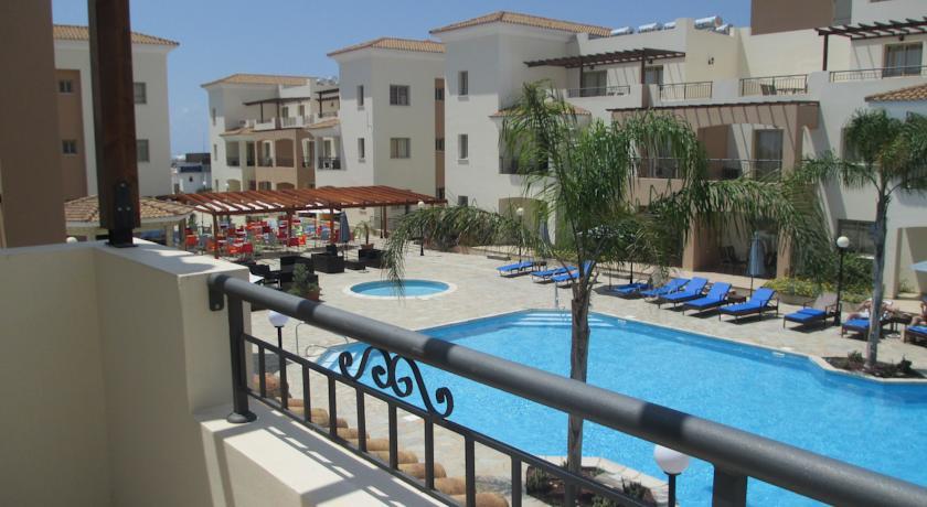 Oracle Exclusive Resort Пафос Экстерьер фото