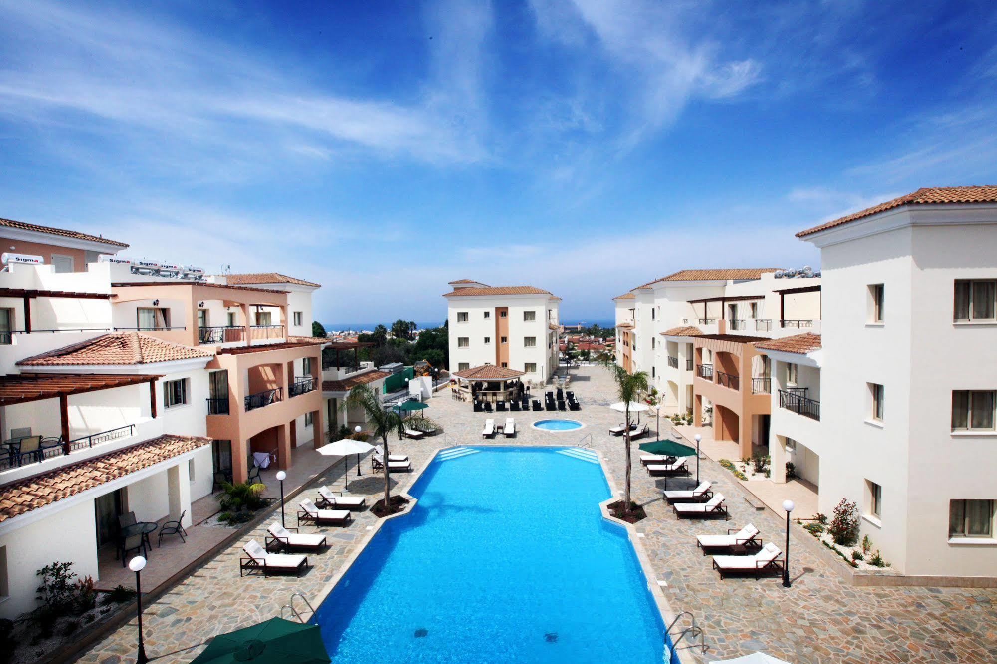 Oracle Exclusive Resort Пафос Экстерьер фото