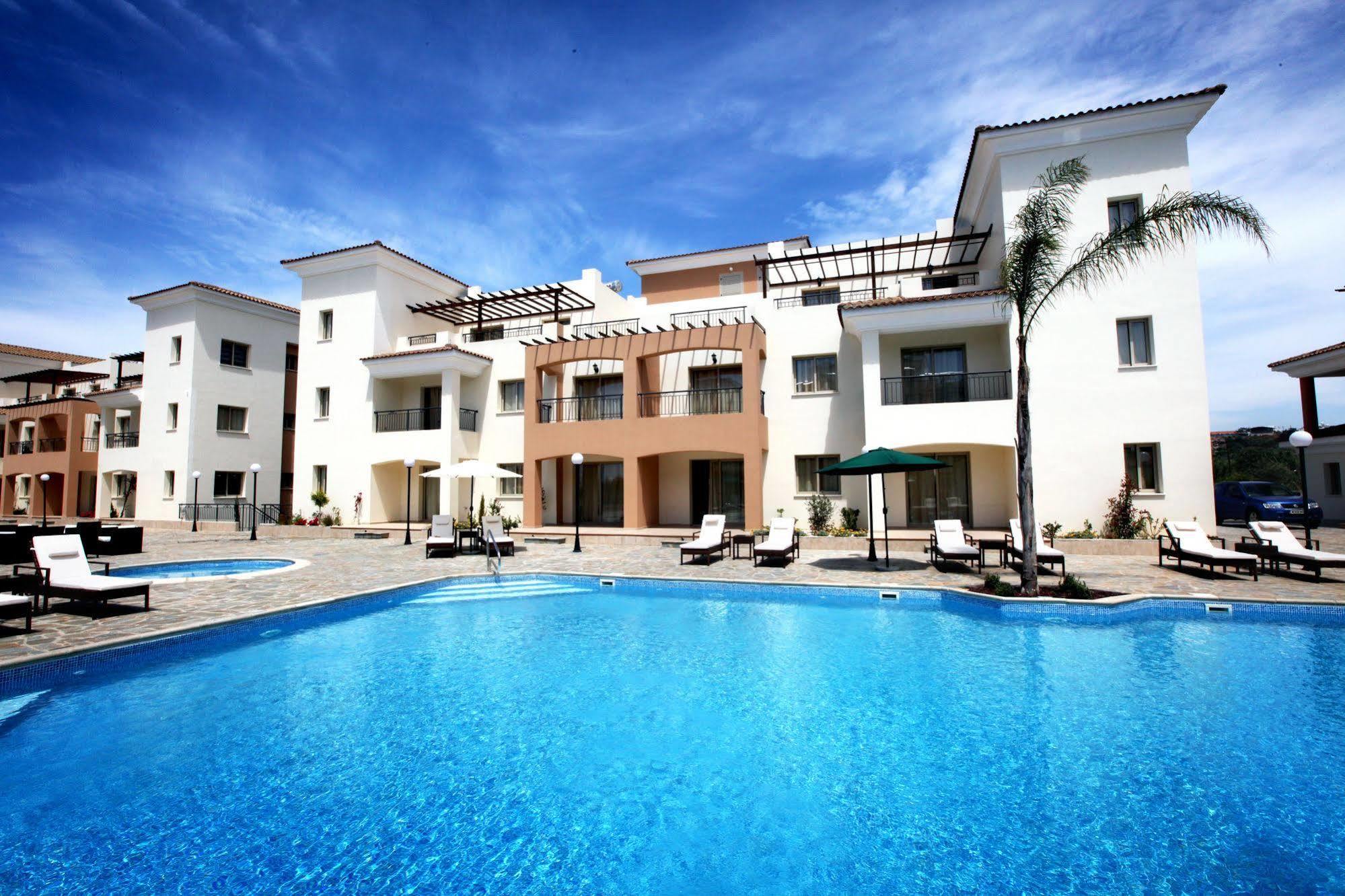 Oracle Exclusive Resort Пафос Экстерьер фото